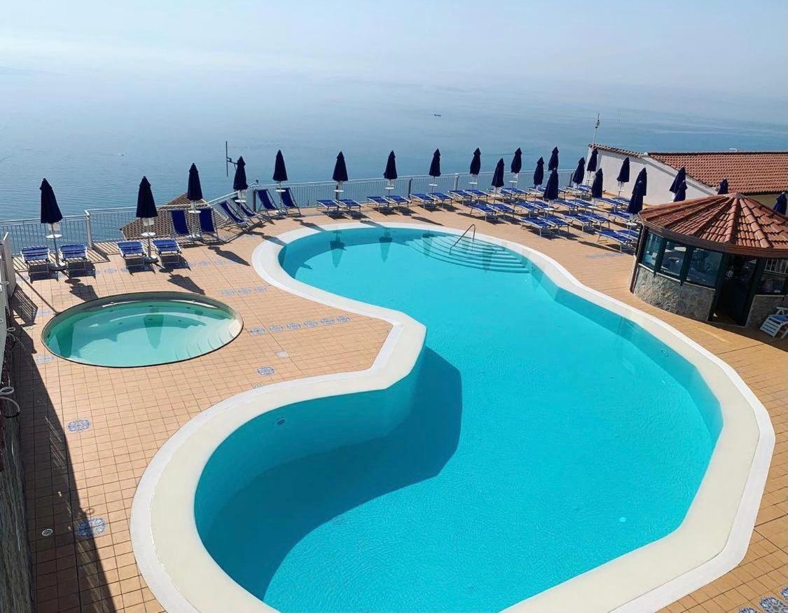 Casa Vacanza Grace Ravello Bagian luar foto